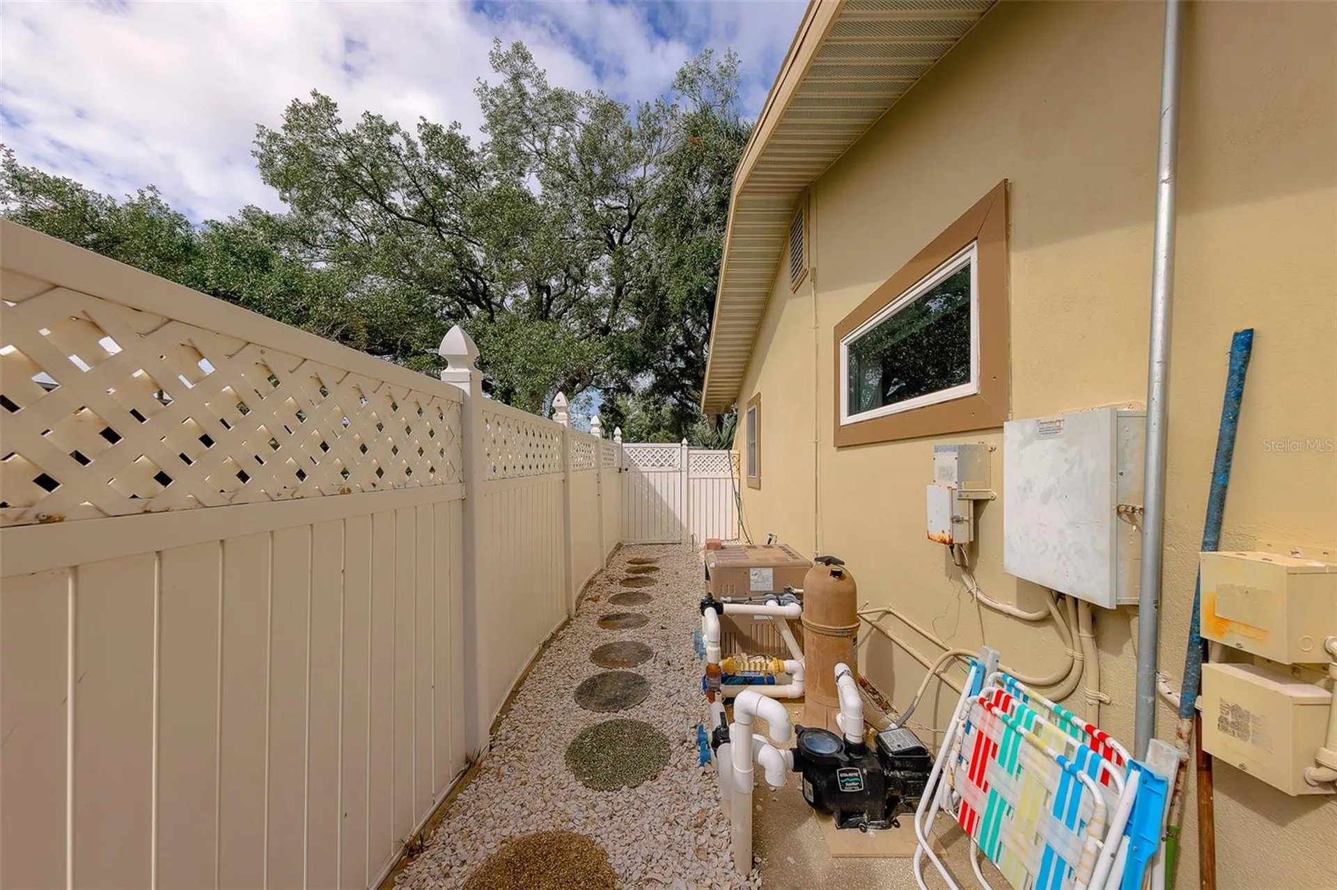 2017 Cove Drive Largo FL 33774