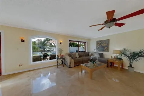 2017 Cove Drive Largo FL 33774