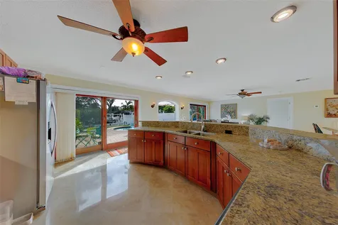2017 Cove Drive Largo FL 33774
