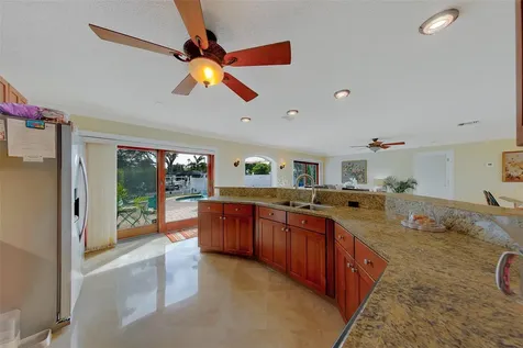 2017 Cove Drive Largo FL 33774