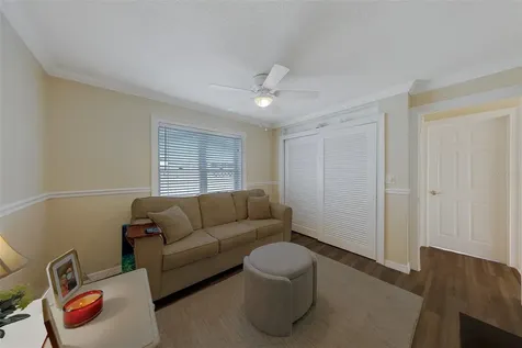 2017 Cove Drive Largo FL 33774