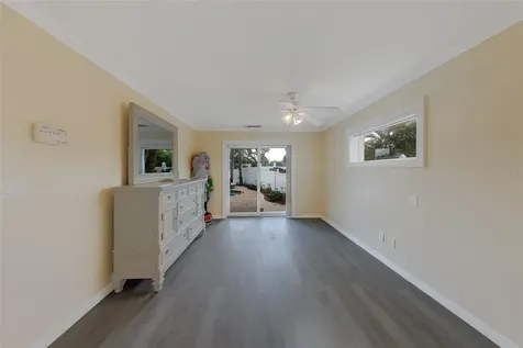 2017 Cove Drive Largo FL 33774