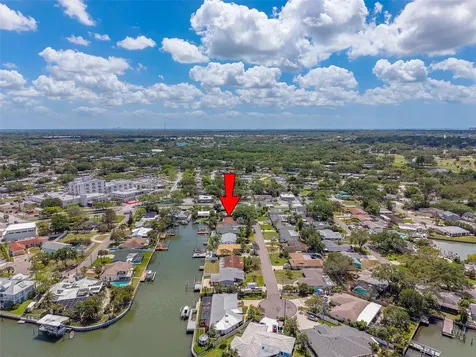 2017 Cove Drive Largo FL 33774