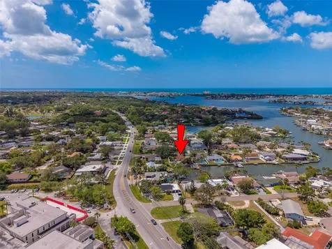 2017 Cove Drive Largo FL 33774