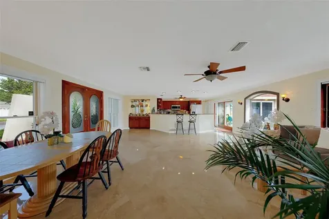 2017 Cove Drive Largo FL 33774