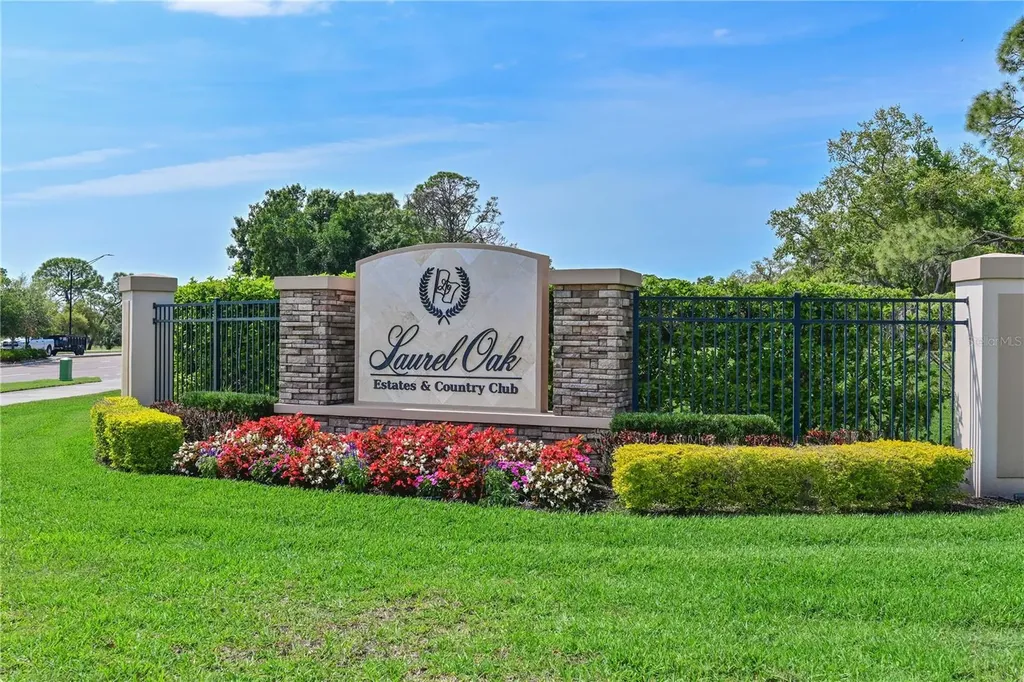3240 Walter Travis Drive Sarasota FL 34240