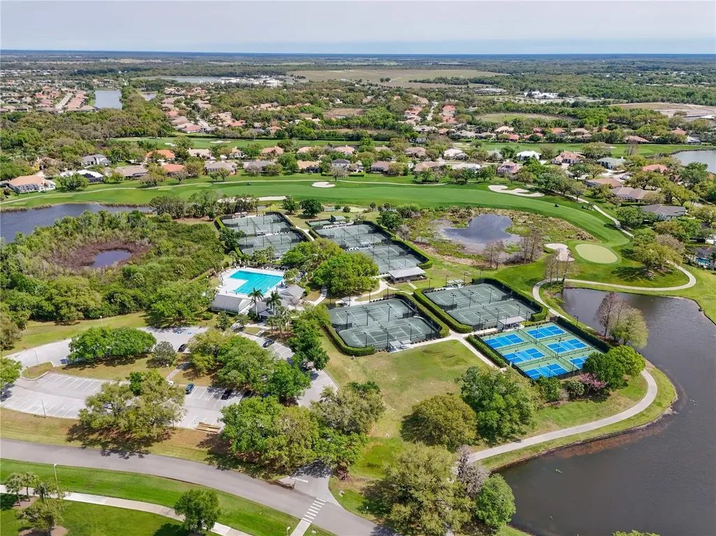 3240 Walter Travis Drive Sarasota FL 34240