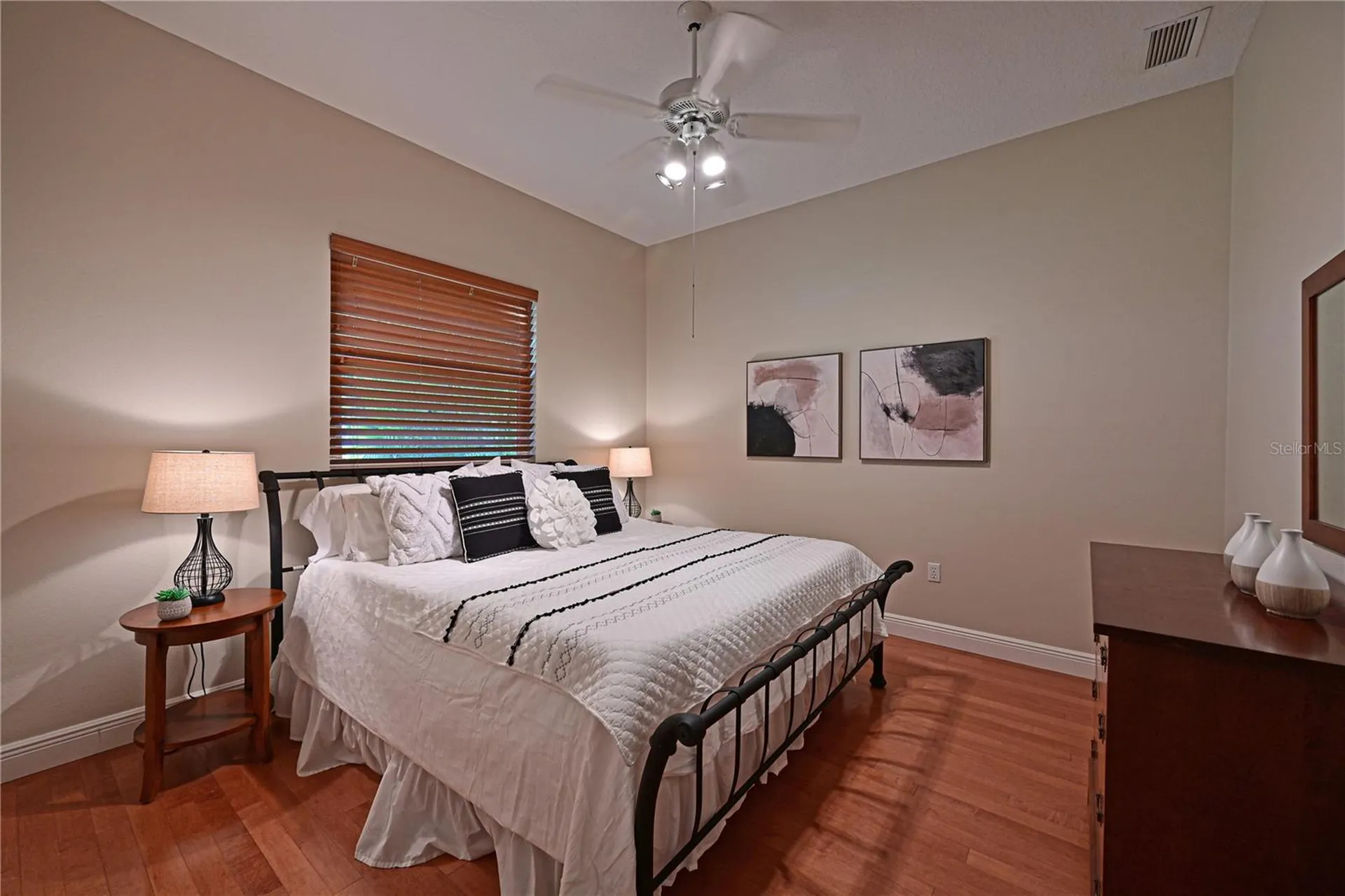 3240 Walter Travis Drive Sarasota FL 34240
