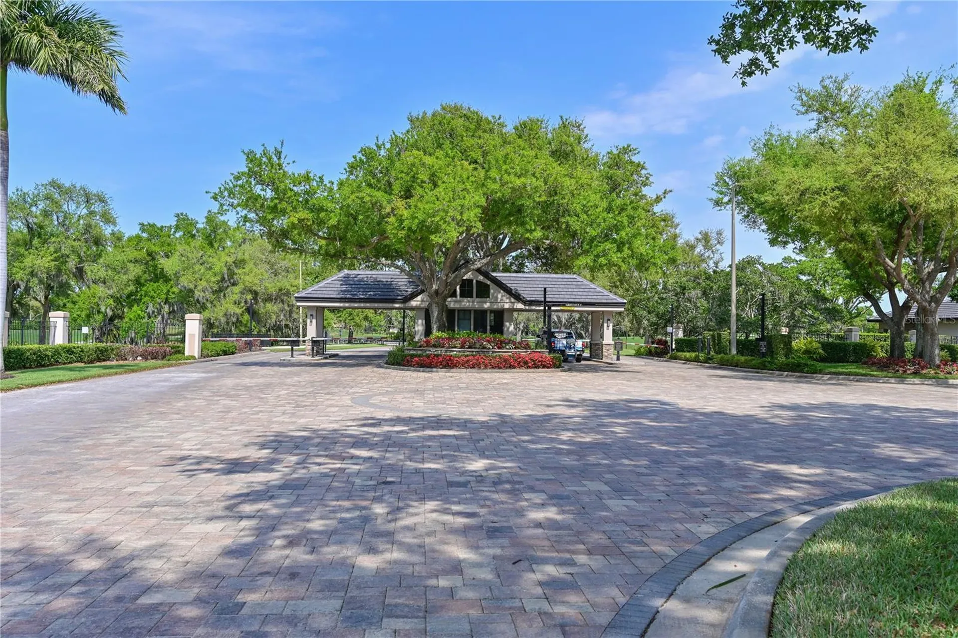3240 Walter Travis Drive Sarasota FL 34240