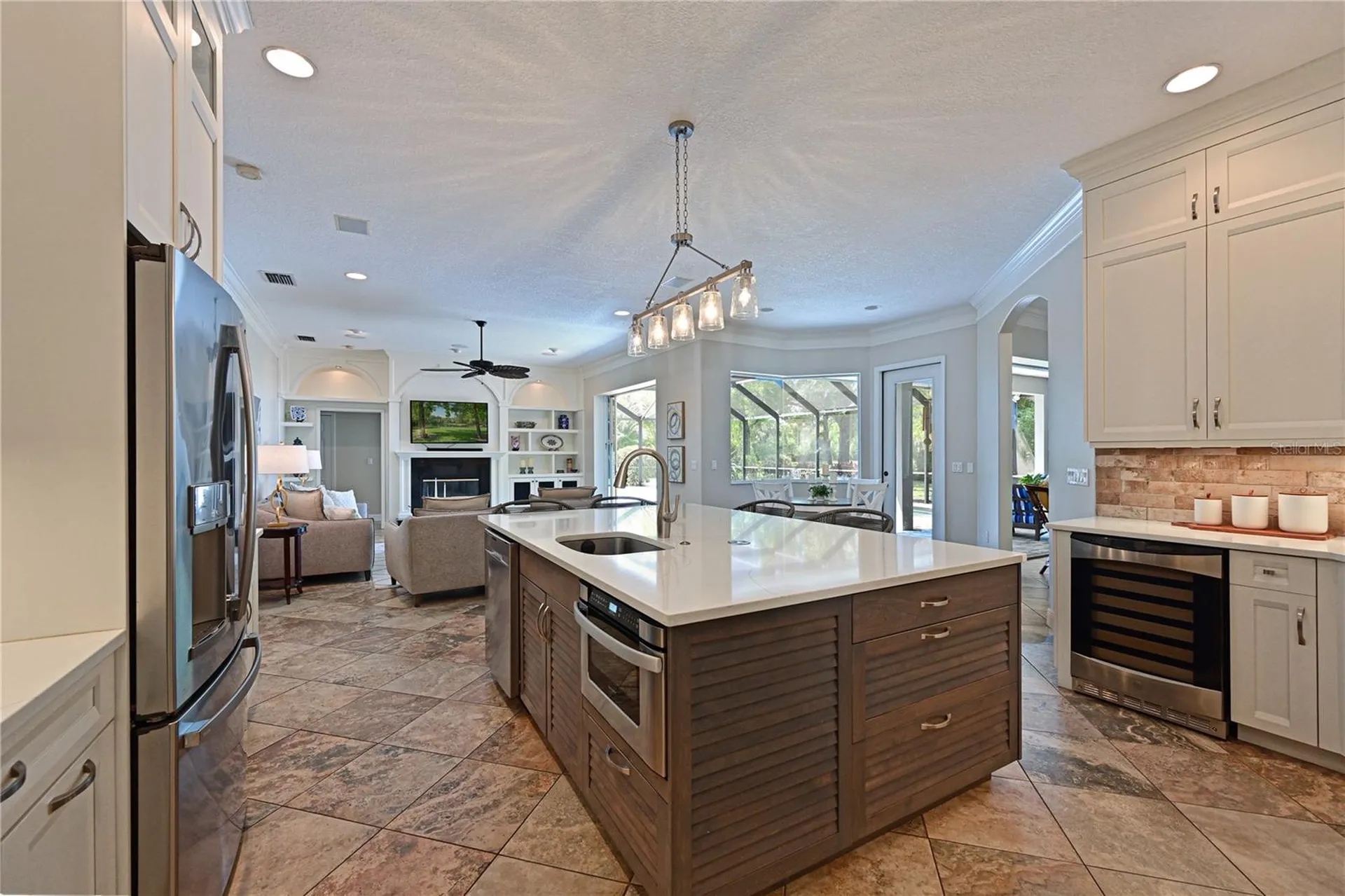 3240 Walter Travis Drive Sarasota FL 34240