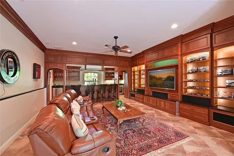 3240 Walter Travis Drive Sarasota FL 34240