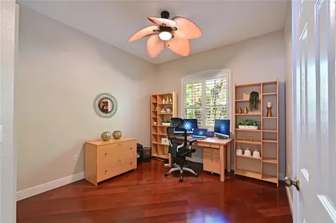 3240 Walter Travis Drive Sarasota FL 34240