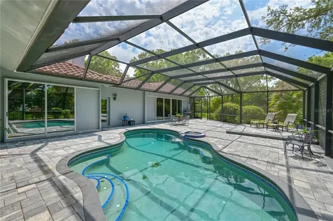 3240 Walter Travis Drive Sarasota FL 34240