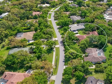 3240 Walter Travis Drive Sarasota FL 34240