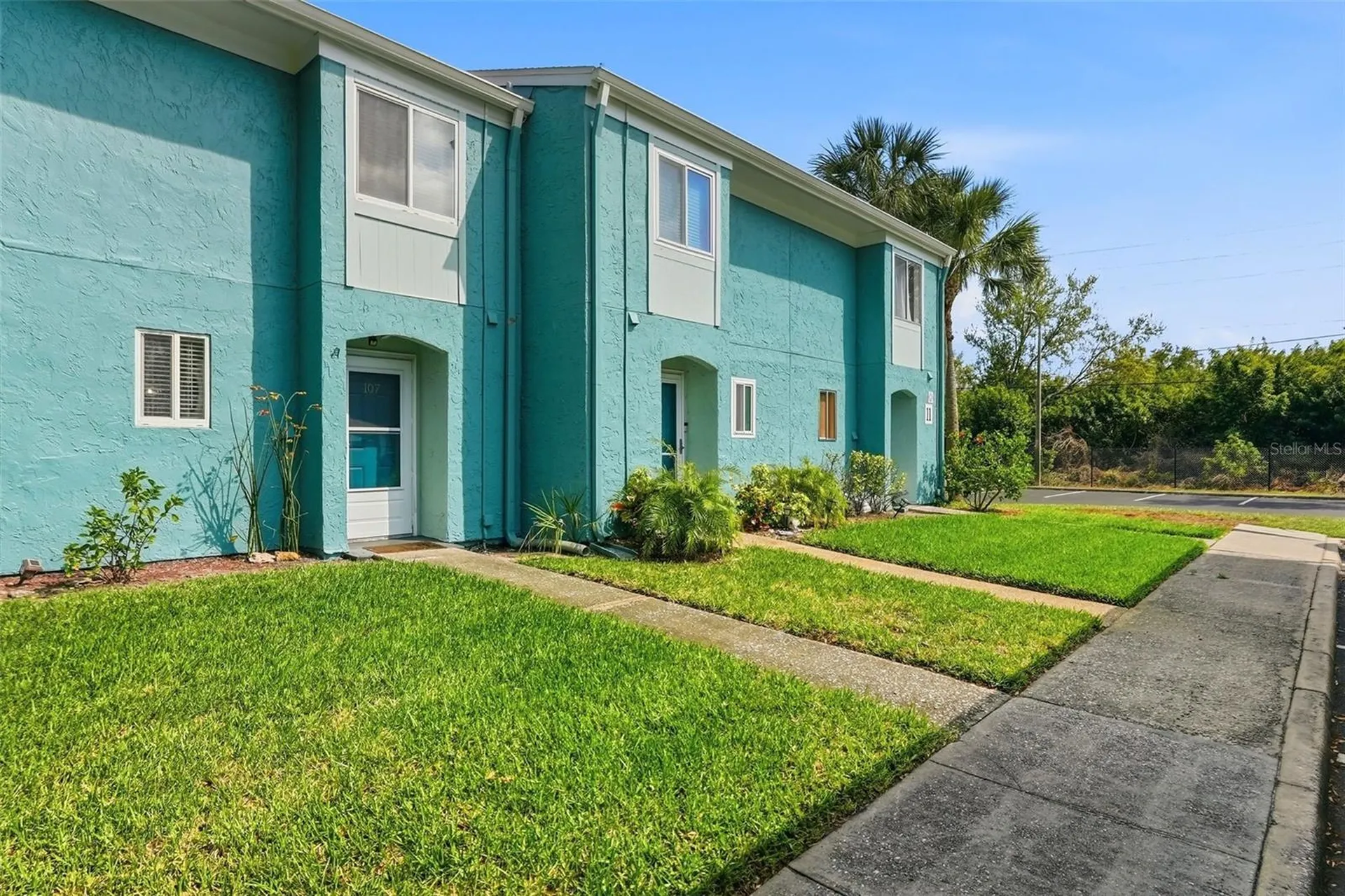107 114th Avenue N St Petersburg FL 33716