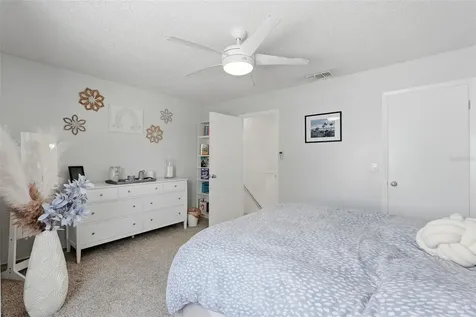 107 114th Avenue N St Petersburg FL 33716