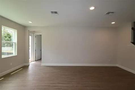1284 Hyde Street St Cloud FL 34771