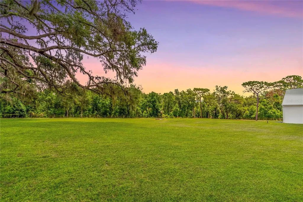 31035 Pasco Road San Antonio FL 33576