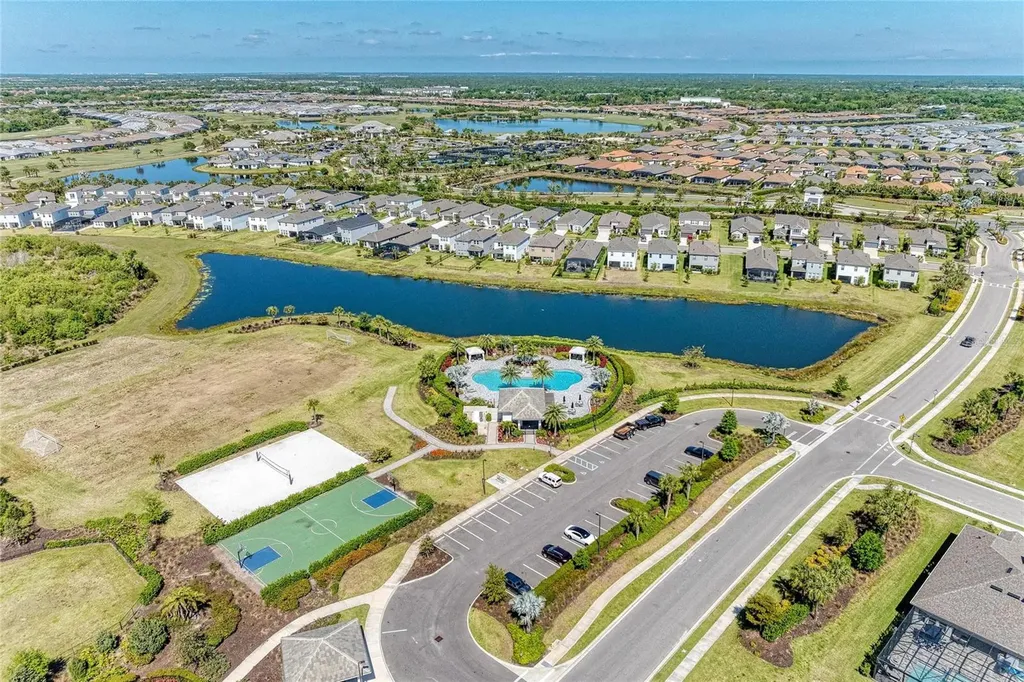 16528 Paynes Mill Drive Bradenton FL 34211