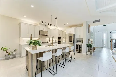 16528 Paynes Mill Drive Bradenton FL 34211