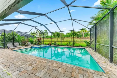 16528 Paynes Mill Drive Bradenton FL 34211