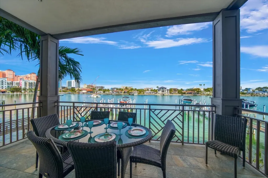 158 Brightwater Drive Clearwater Beach FL 33767