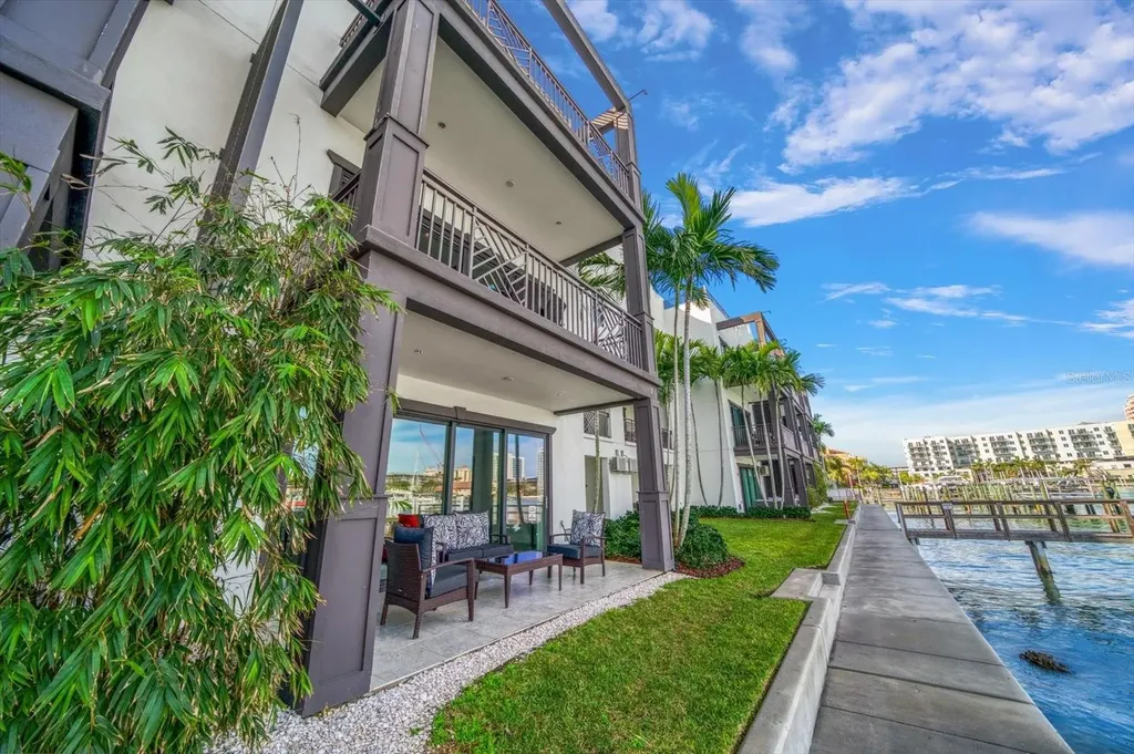 158 Brightwater Drive Clearwater Beach FL 33767