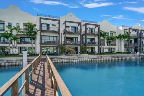 158 Brightwater Drive Clearwater Beach FL 33767