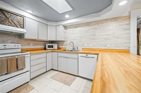 10135 NW 25th Place Gainesville FL 32606