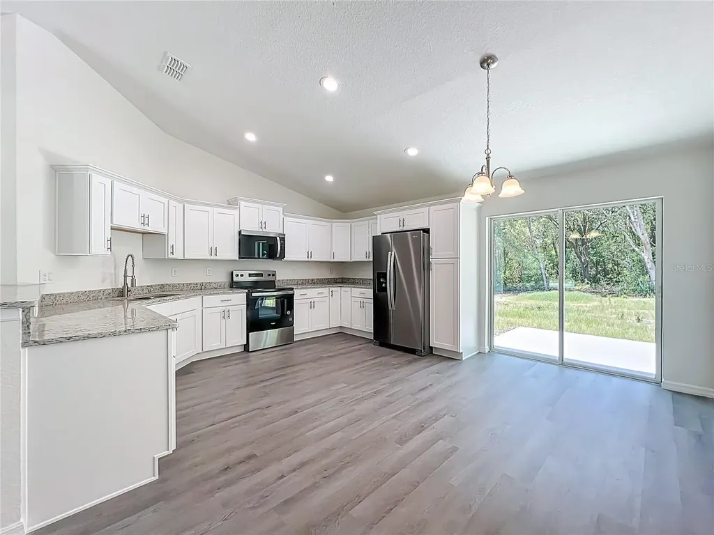 22777 SW Beach Boulevard Dunnellon FL 34431