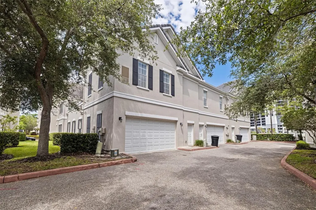 125 Commonwealth Court N St Petersburg FL 33716