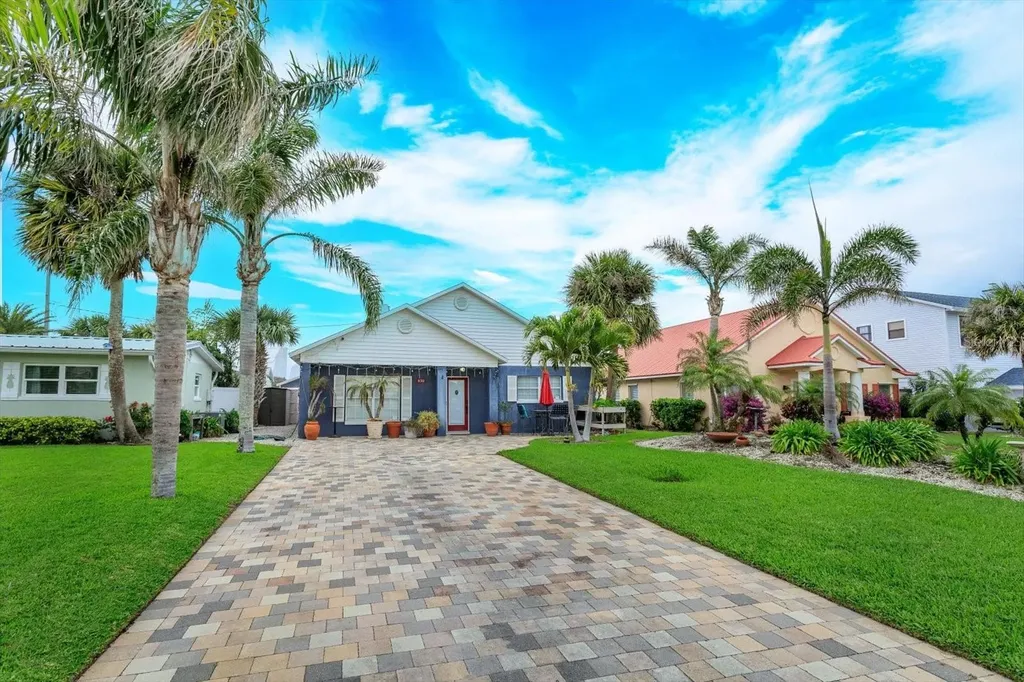 830 E 25th Avenue New Smyrna Beach FL 32169