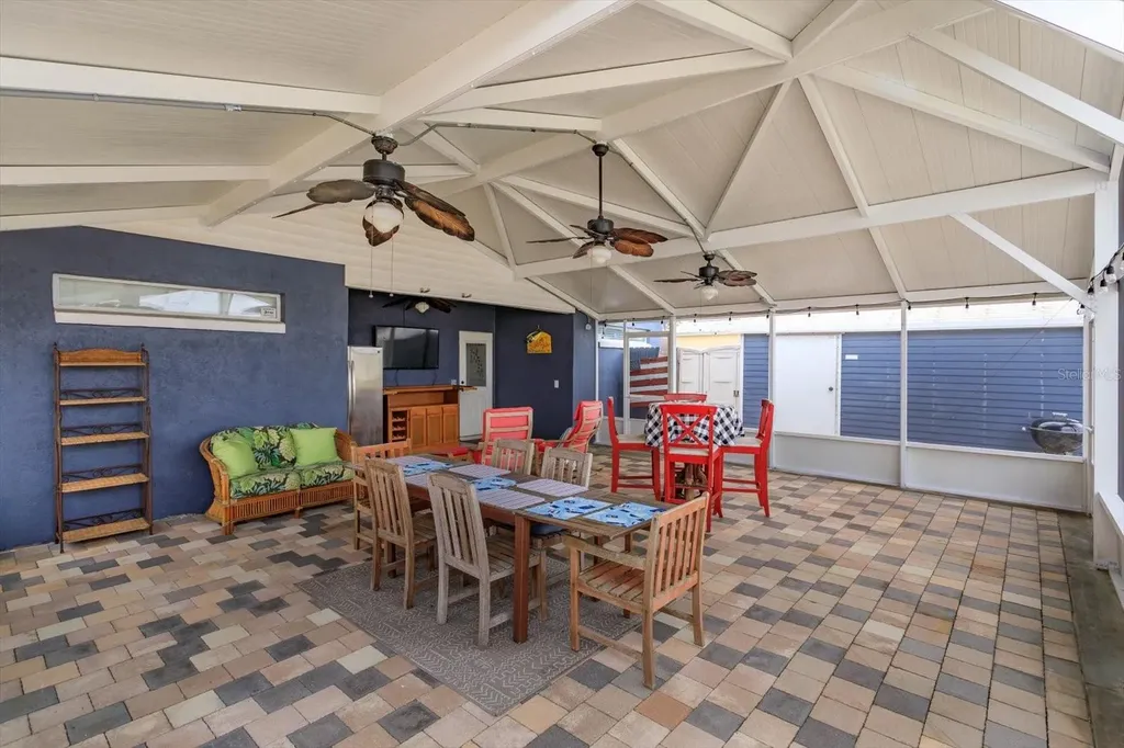 830 E 25th Avenue New Smyrna Beach FL 32169