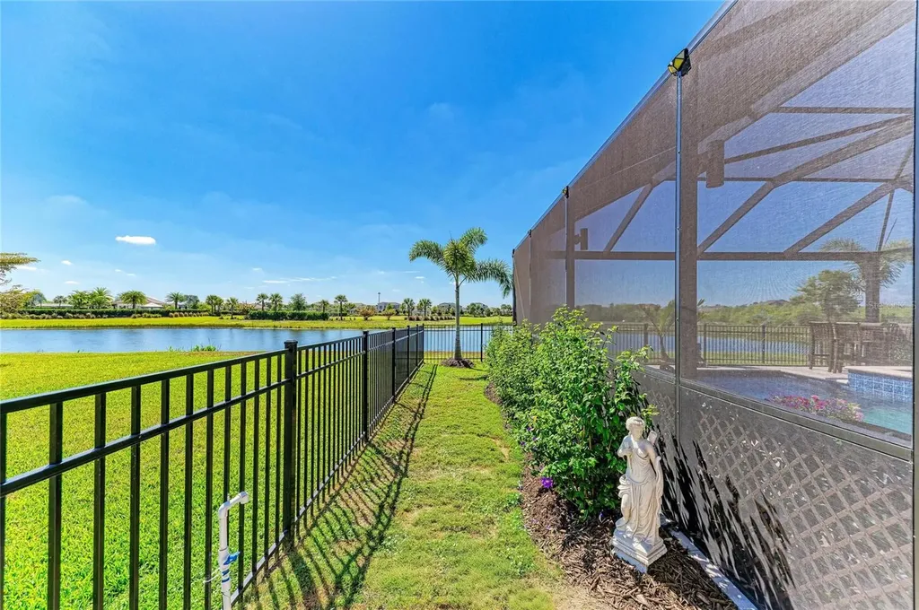 4253 Pond Brook Court Bradenton FL 34211