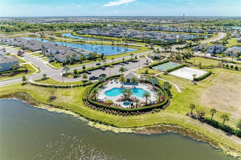 4253 Pond Brook Court Bradenton FL 34211