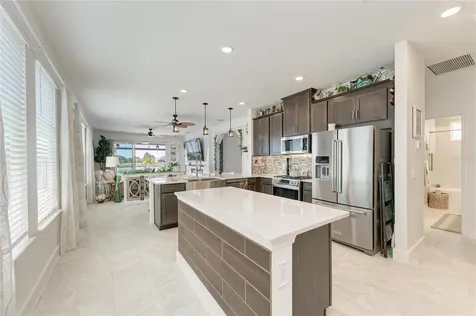 4253 Pond Brook Court Bradenton FL 34211