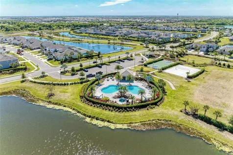 4253 Pond Brook Court Bradenton FL 34211