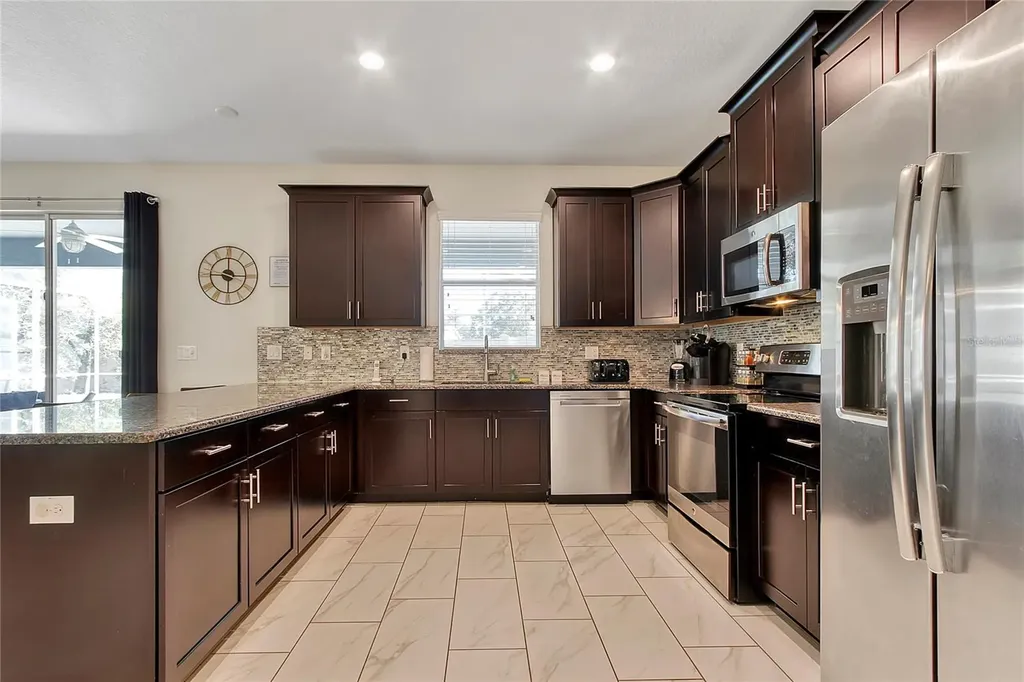 1534 Moon Valley Drive Davenport FL 33896