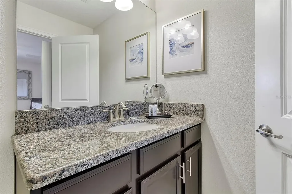 1534 Moon Valley Drive Davenport FL 33896