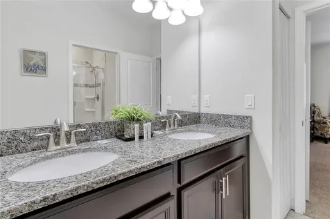 1534 Moon Valley Drive Davenport FL 33896