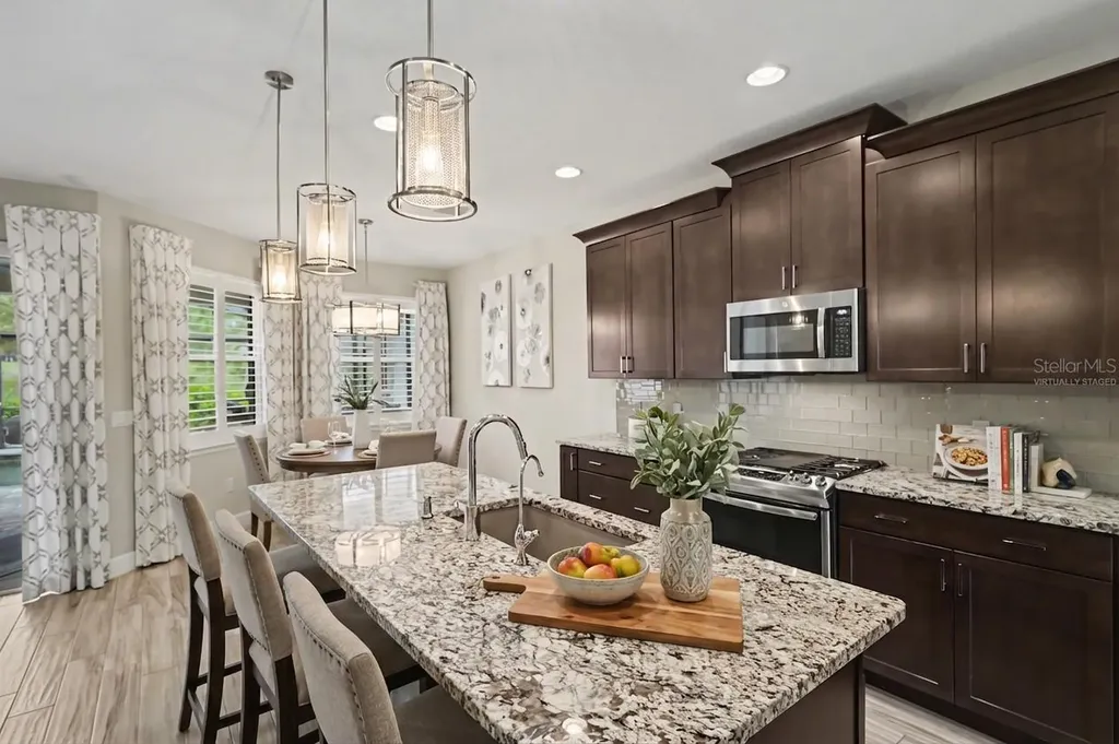 1011 Victoria Hills Drive S Deland FL 32724