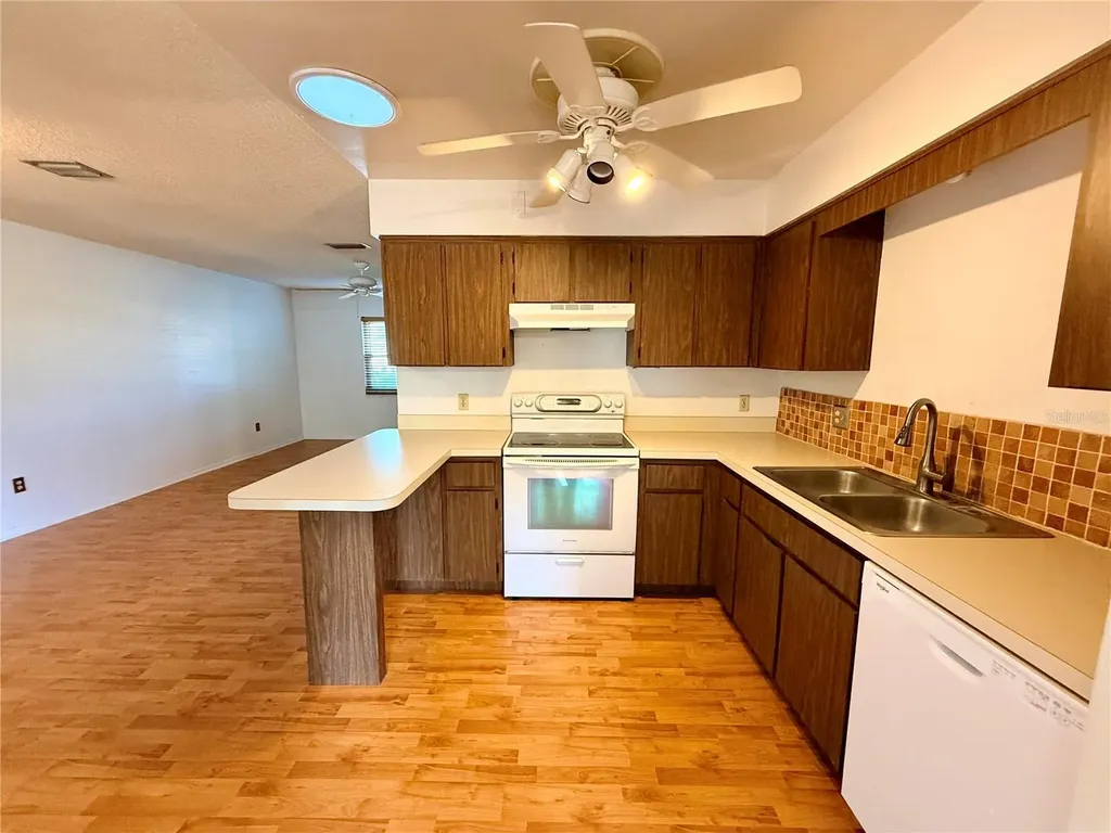303 N Boundary Avenue Deland FL 32720