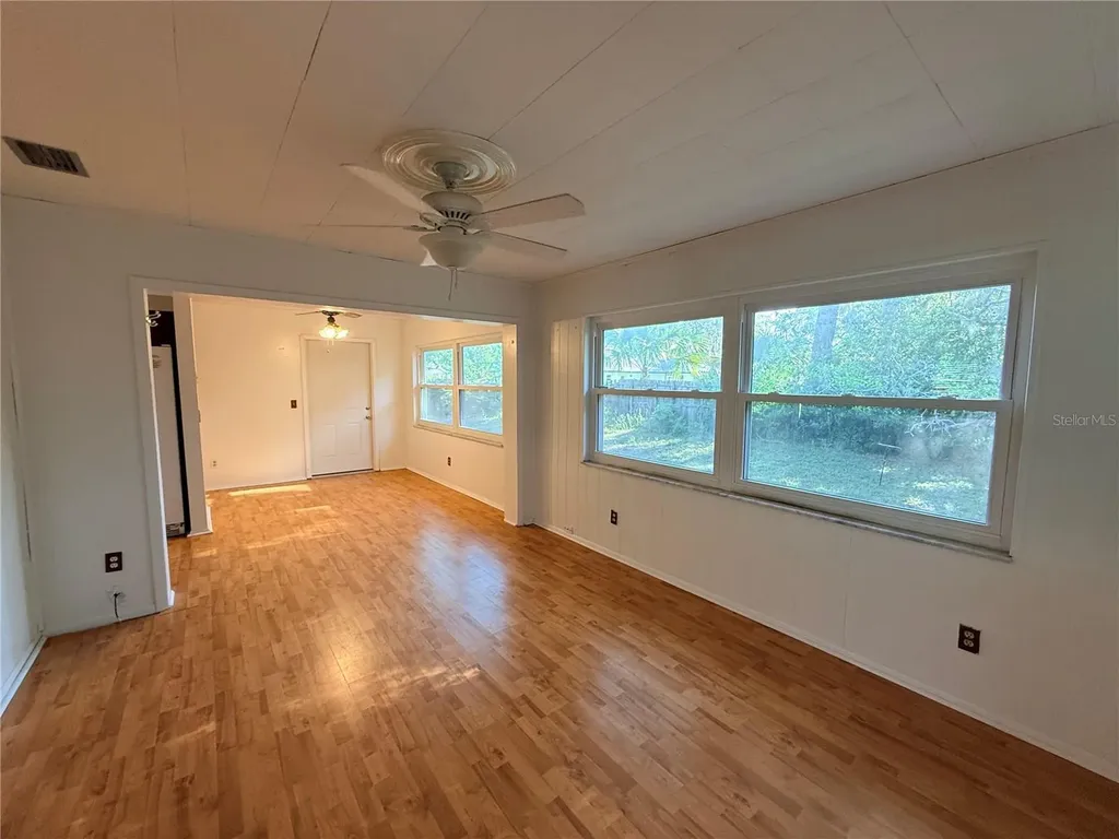 303 N Boundary Avenue Deland FL 32720