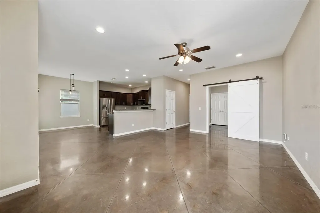 2893 Whispering Trails Drive Winter Haven FL 33884