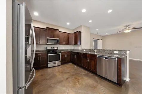 2893 Whispering Trails Drive Winter Haven FL 33884
