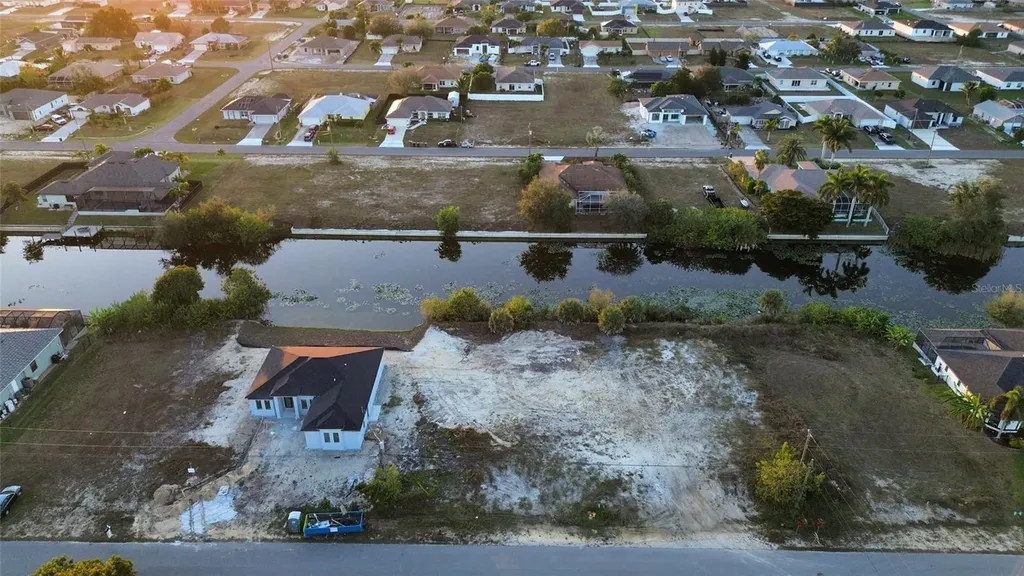 1314 NE 6th Avenue Cape Coral FL 33909
