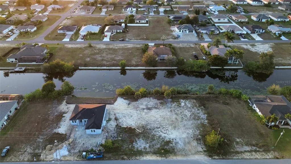 1314 NE 6th Avenue Cape Coral FL 33909