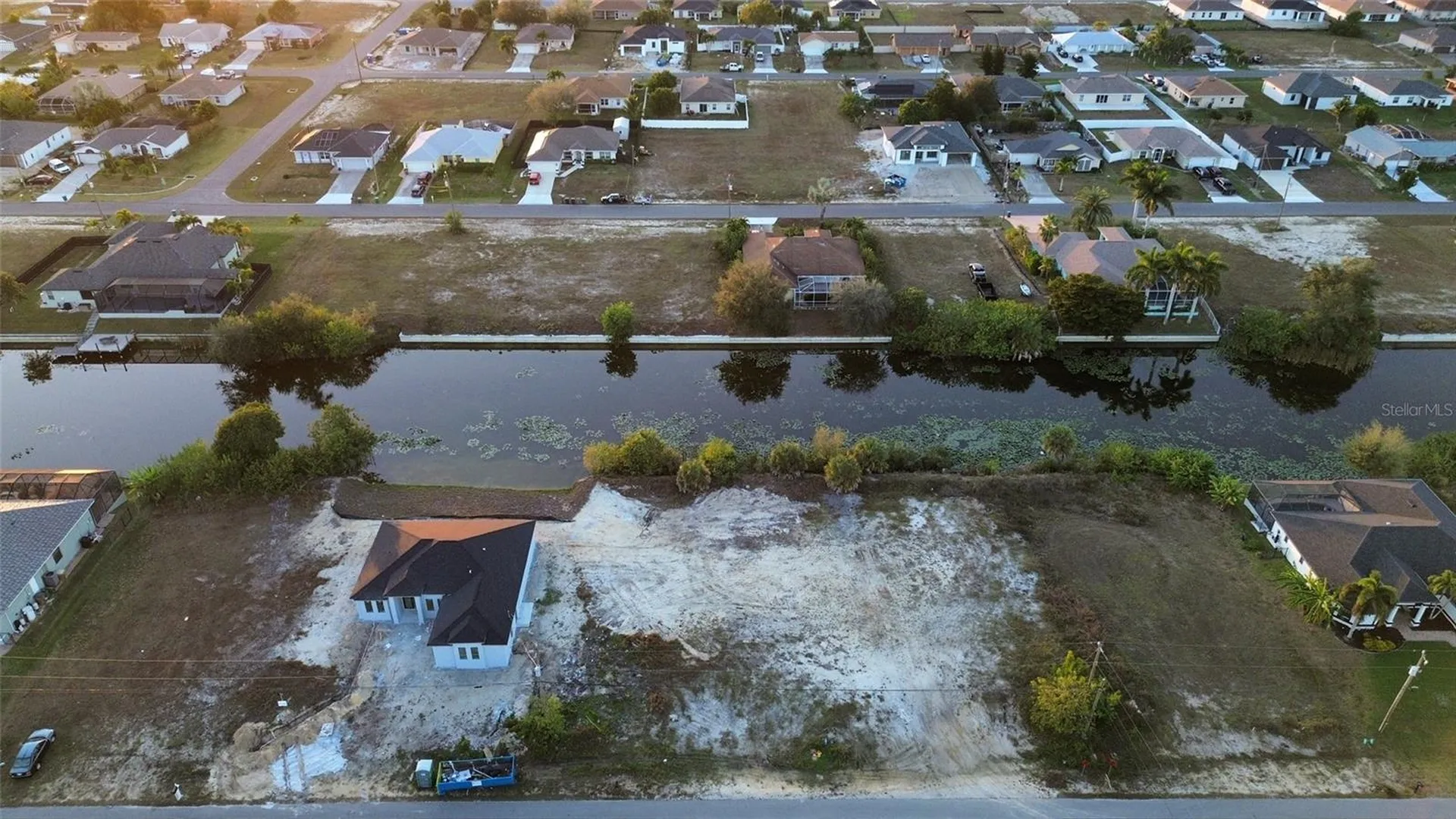 1314 NE 6th Avenue Cape Coral FL 33909
