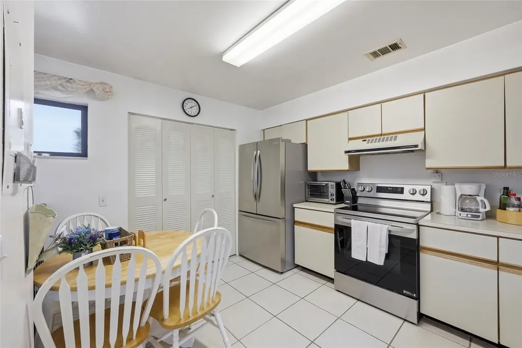 2915 Clubview Drive Orlando FL 32822
