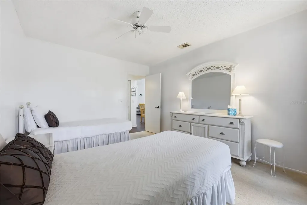 2915 Clubview Drive Orlando FL 32822